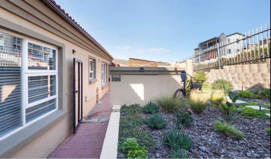 3 Bedroom Property for Sale in Island View Western Cape